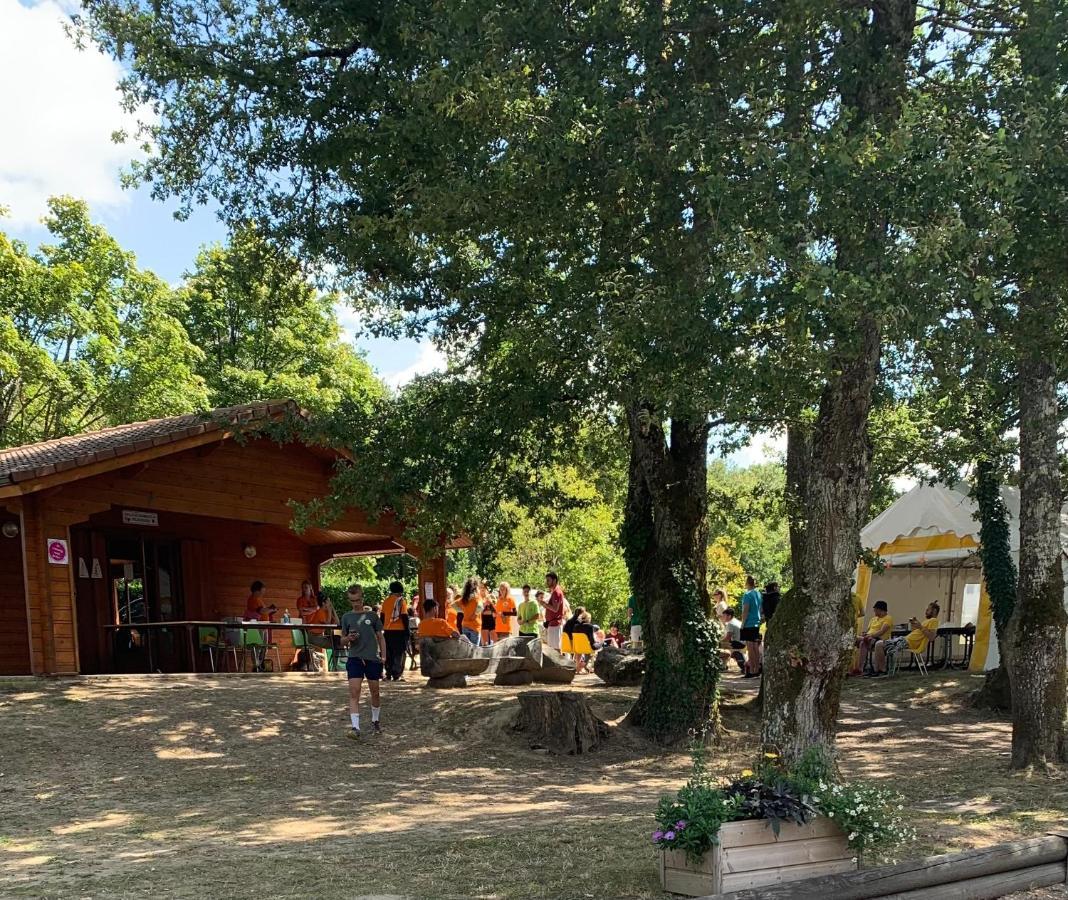Camping Municipal De La Lande Nexon Exterior photo
